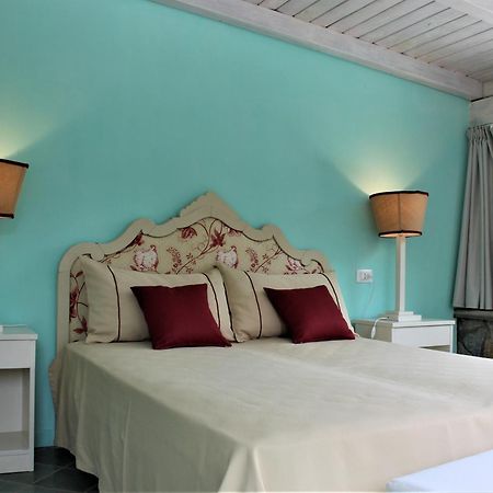 Residence Les Oliviers Porto Azzurro Exterior foto